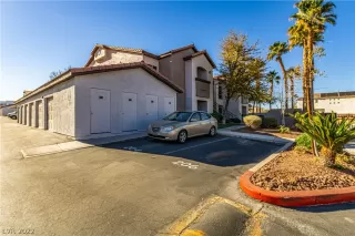 Photo #1: 2379874 Listing