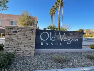 Photo #1: 2379879 Listing