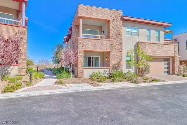 MLS: 2379884 Condo For Sale