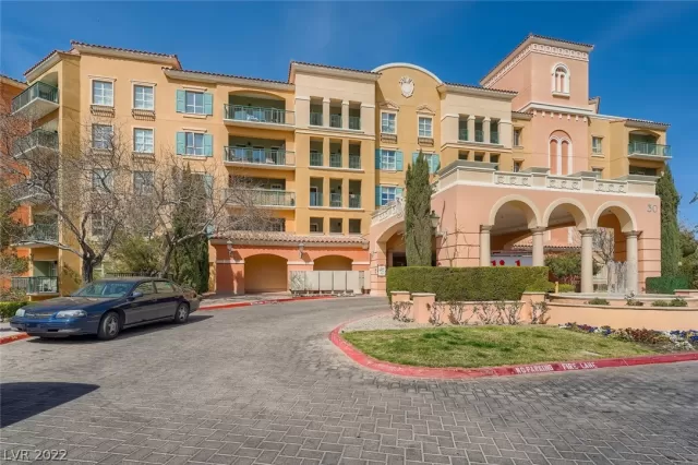 MLS: 2380009 Condo For Sale