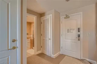 Photo #1: 2380009 Listing 