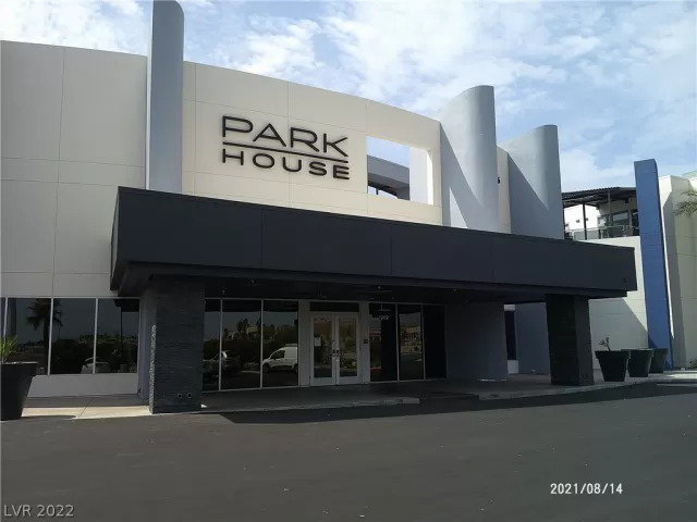 MLS: 2380075 Condo For Sale