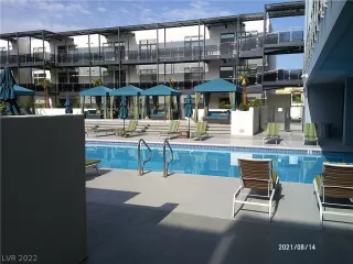 Photo #1: 2380075 Listing