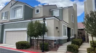 Photo #1: 2380077 Listing