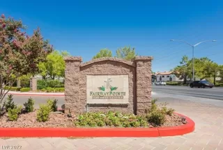 Photo #2: 2380077 Listing