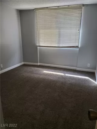 Photo #5: 2380127 Listing 