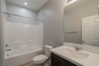 Photo #5: 2380150 Listing 