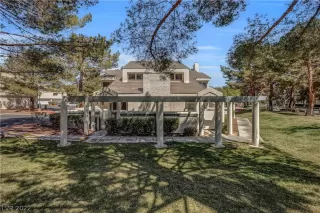 Photo #1: 2380223 Listing