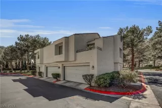 Photo #2: 2380223 Listing