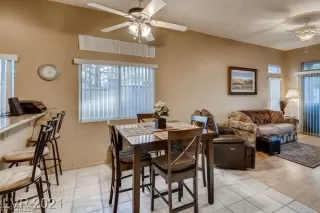 Photo #6: 2380270 Listing