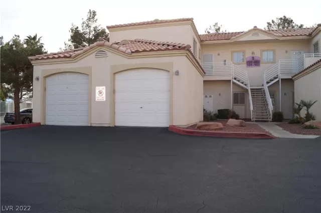 MLS: 2380286 Condo For Sale