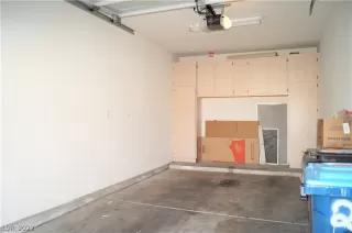 Photo #2: 2380286 Listing