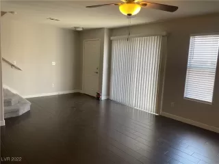 Photo #3: 2380328 Listing 