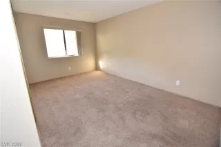 Photo #3: 2380330 Listing