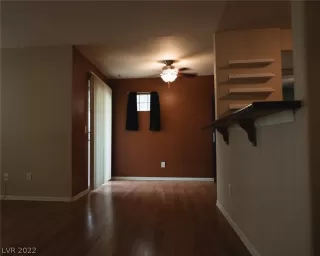 Photo #2: 2380411 Listing