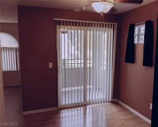 Photo #3: 2380411 Listing