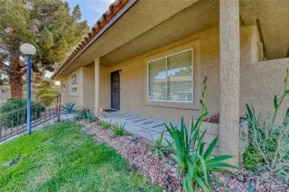 Photo #1: 2380462 Listing