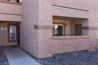 Photo #2: 2380465 Listing 