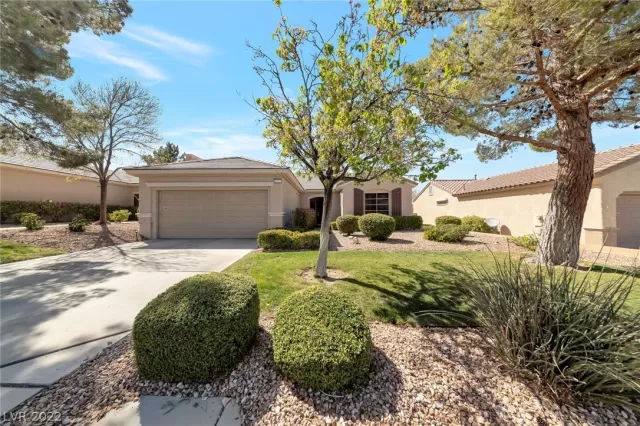 MLS: 2380477 Condo For Sale