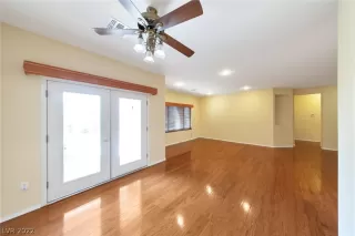 Photo #4: 2380477 Listing 