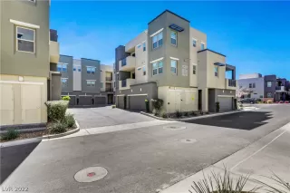 Photo #2: 2380514 Listing 