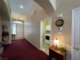 Photo #3: 2380526 Listing
