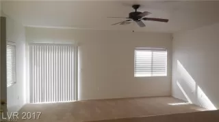 Photo #6: 2380529 Listing