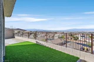 Photo #1: 2380534 Listing 