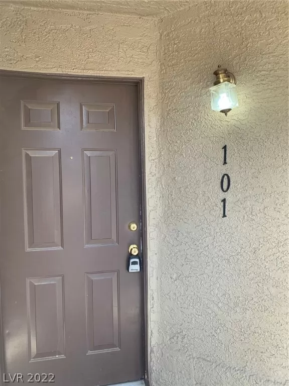 MLS: 2380535 Condo For Sale