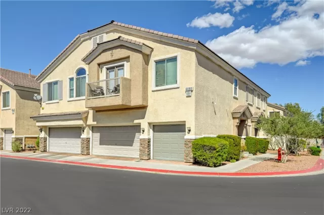 MLS: 2380544 Condo For Sale