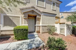 Photo #1: 2380544 Listing