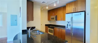 Photo #3: 2380552 Listing 