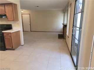 Photo #5: 2380562 Listing 