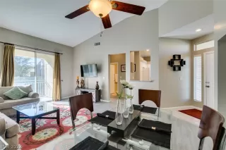 Photo #4: 2380597 Listing 