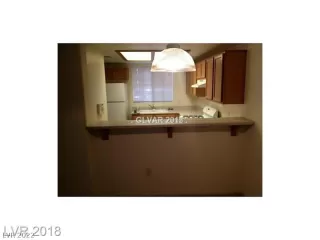 Photo #6: 2380647 Listing