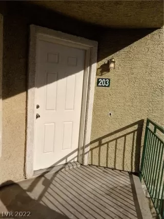 Photo #2: 2380652 Listing 