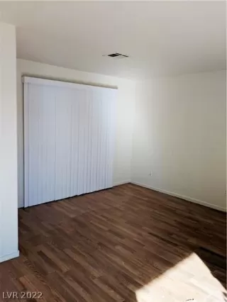 Photo #4: 2380652 Listing 