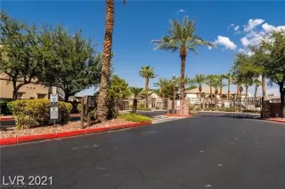 Photo #1: 2380656 Listing