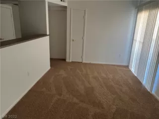 Photo #3: 2380725 Listing 