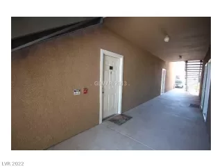 Photo #1: 2380745 Listing