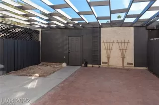 Photo #1: 2380746 Listing 