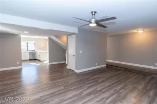 Photo #3: 2380746 Listing 