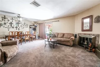 Photo #3: 2380782 Listing 