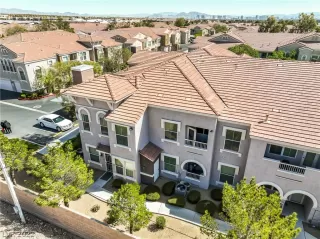 Photo #1: 2380788 Listing 