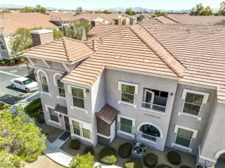 Photo #2: 2380788 Listing 