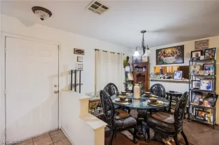 Photo #2: 2380797 Listing