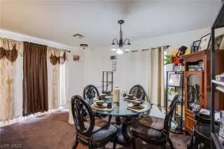 Photo #3: 2380797 Listing