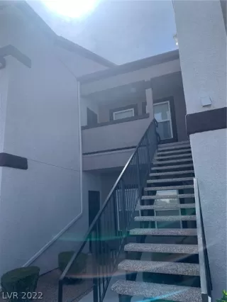 Photo #1: 2380806 Listing