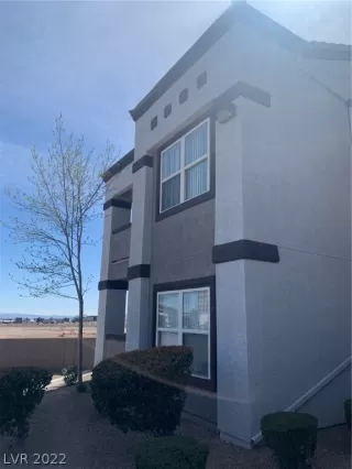 Photo #2: 2380806 Listing