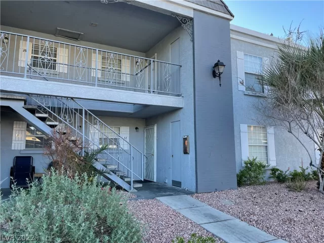 MLS: 2380856 Condo For Sale